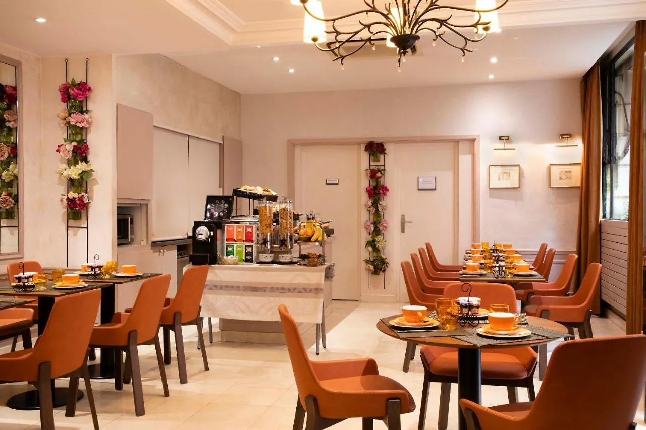 Hotel Vaneau Saint Germain 3*