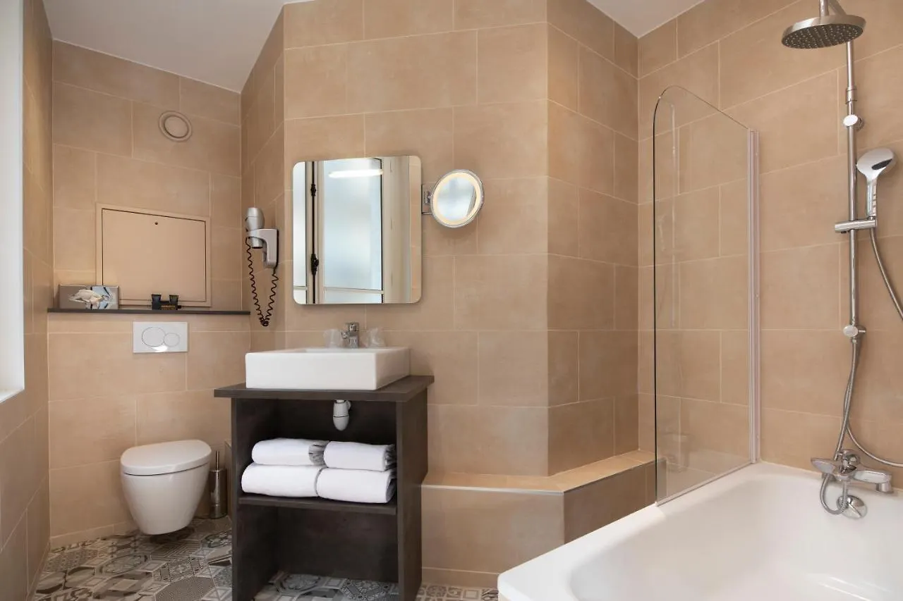 Vaneau Saint Germain Paris