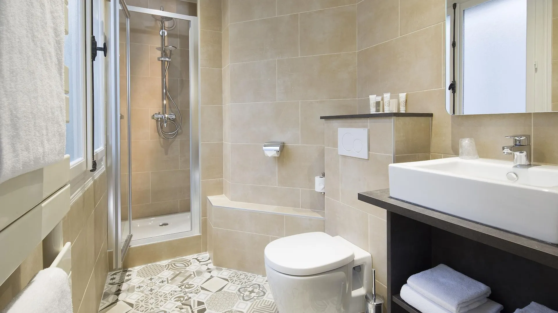 Vaneau Saint Germain Hotel Paris